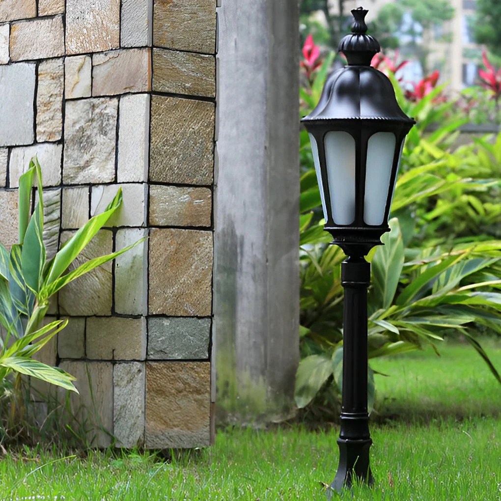 Henry Elegant European LED Outdoor Pathway Lamp - Image 9