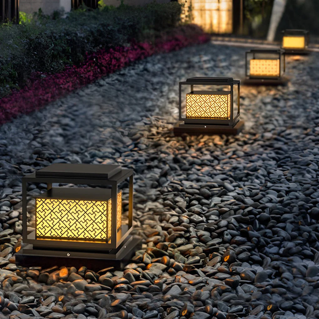 Hetty Square Modern Solar Outdoor Light