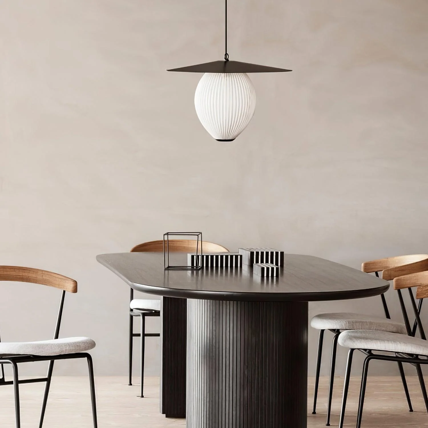 Hikari Aluminum Pendant Lamp - Image 3