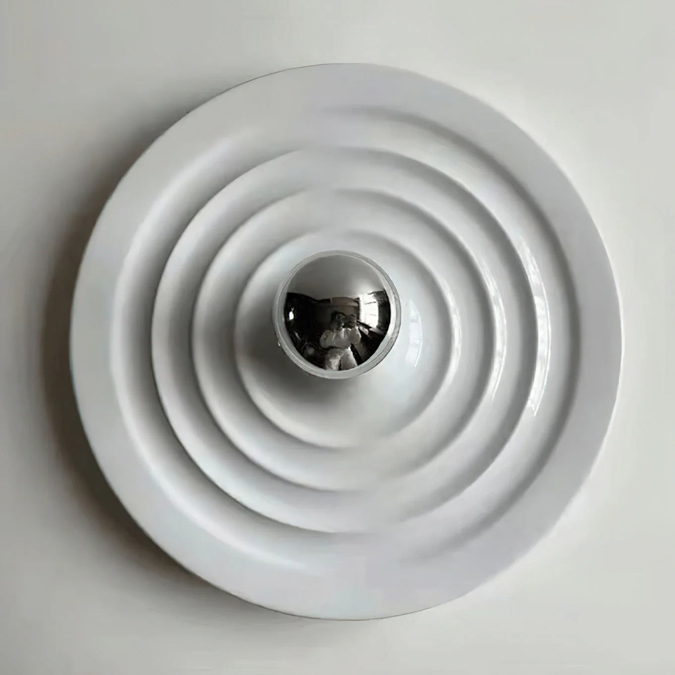 Honsel Modern Brass Wall Light - Image 10