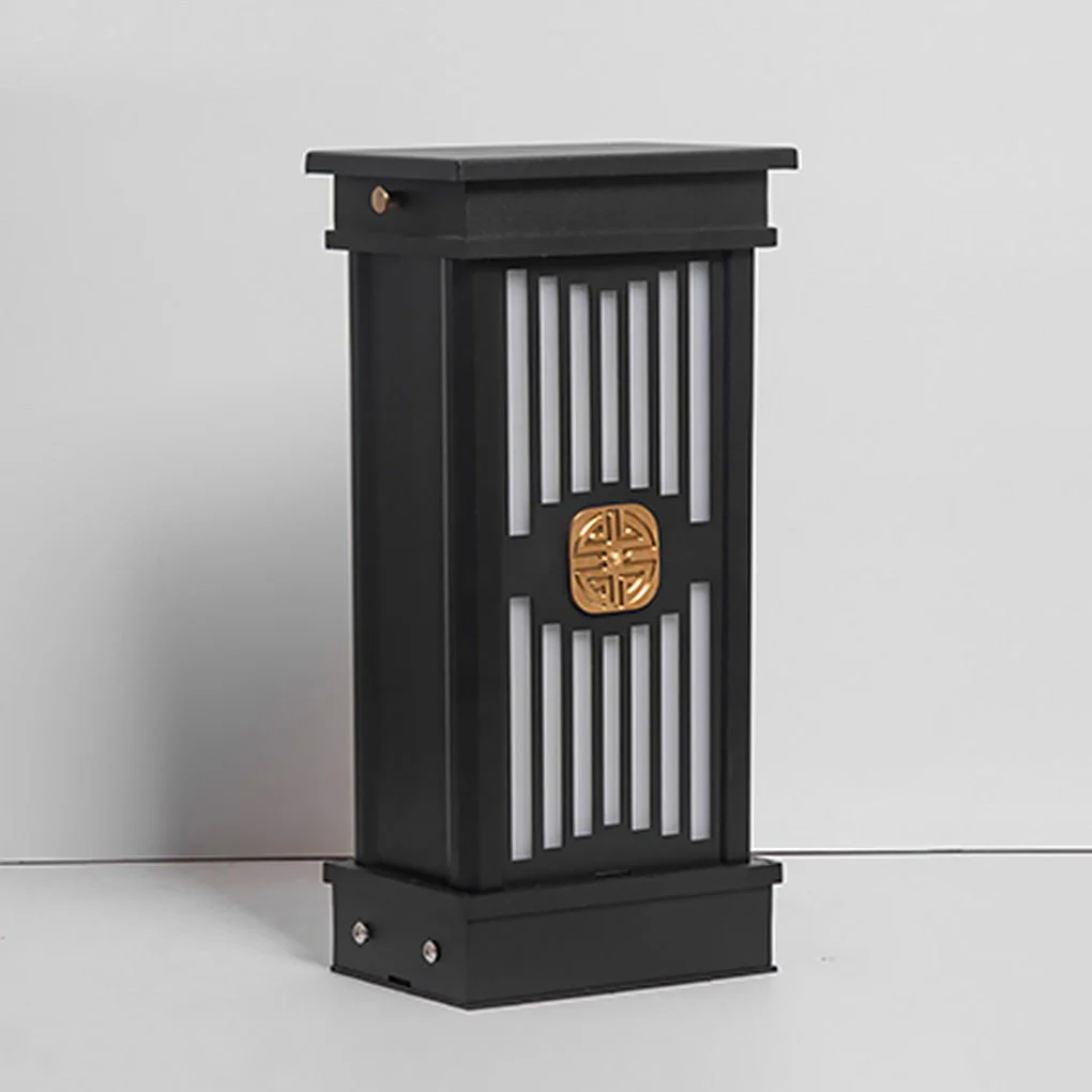 Hunter Traditional LED Retro Outdoor Post Light - Image 10