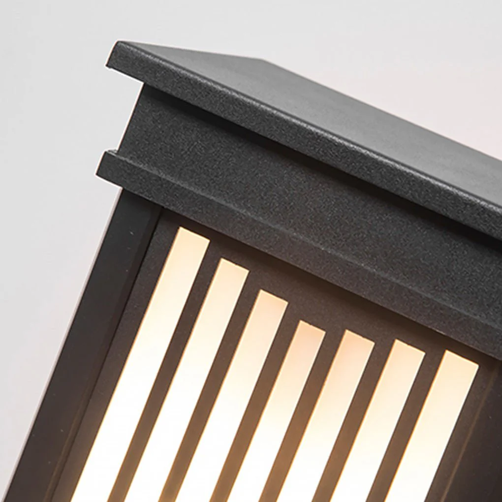 Hunter Traditional LED Retro Outdoor Post Light - Image 2