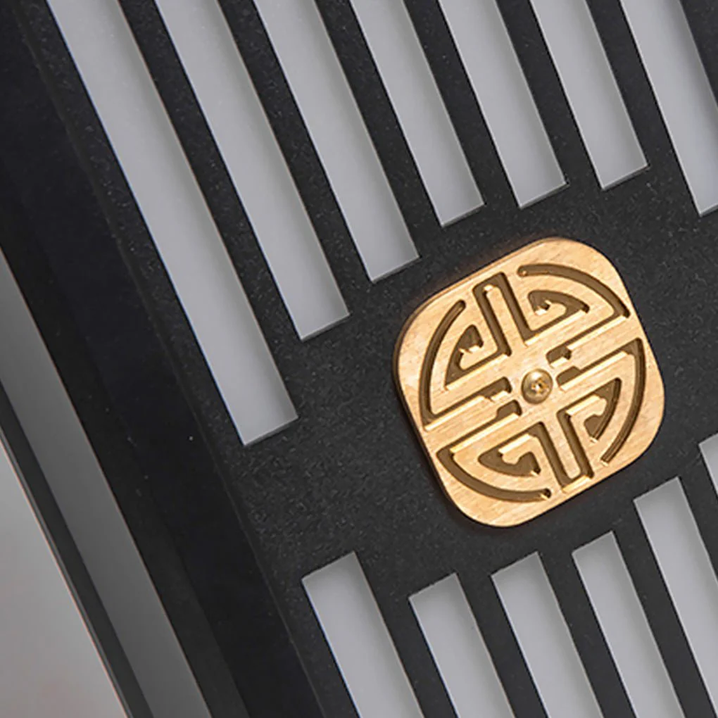 Hunter Traditional LED Retro Outdoor Post Light - Image 3