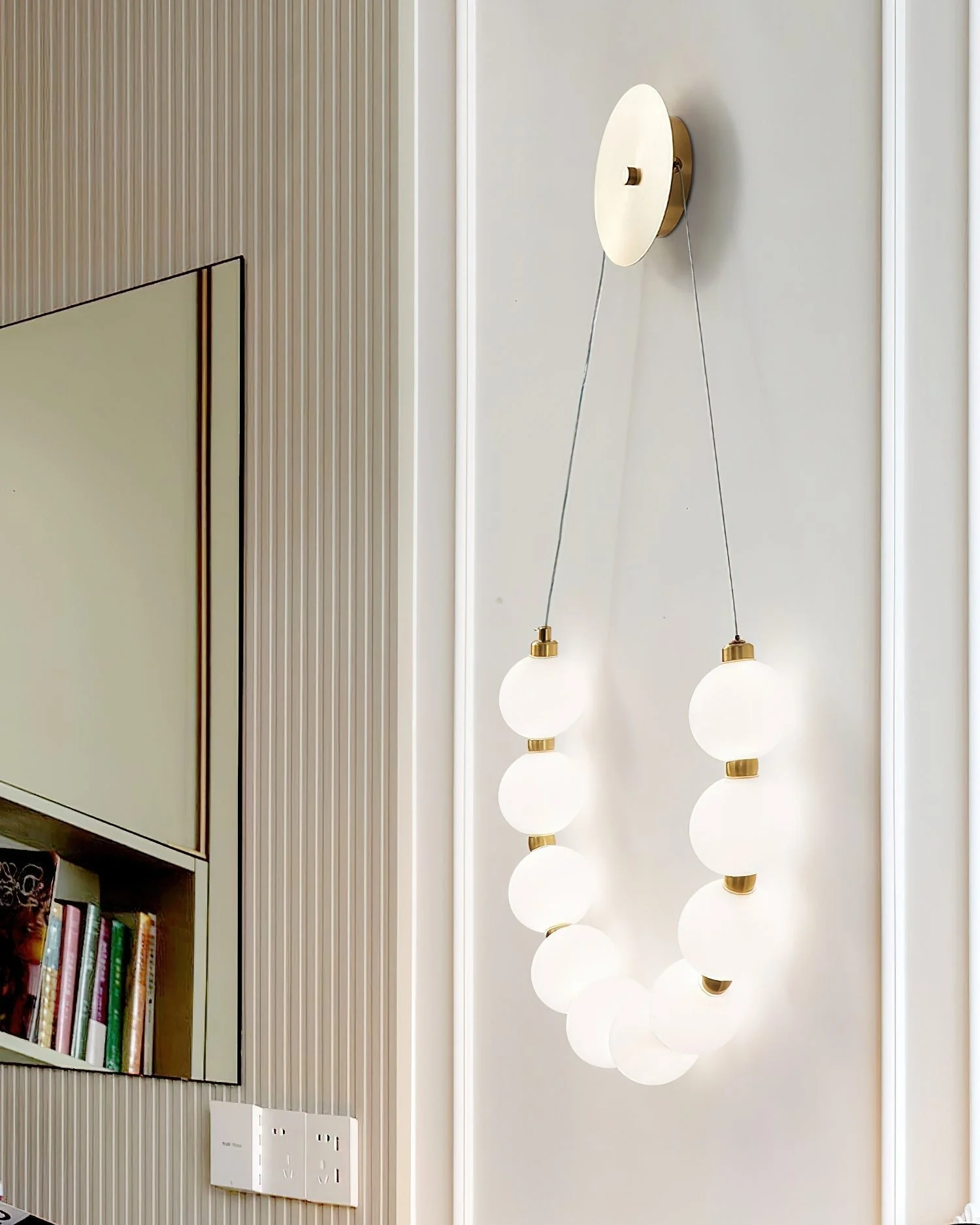 Ilirel Art Necklace Loop Brass Wall Lamp - Image 15