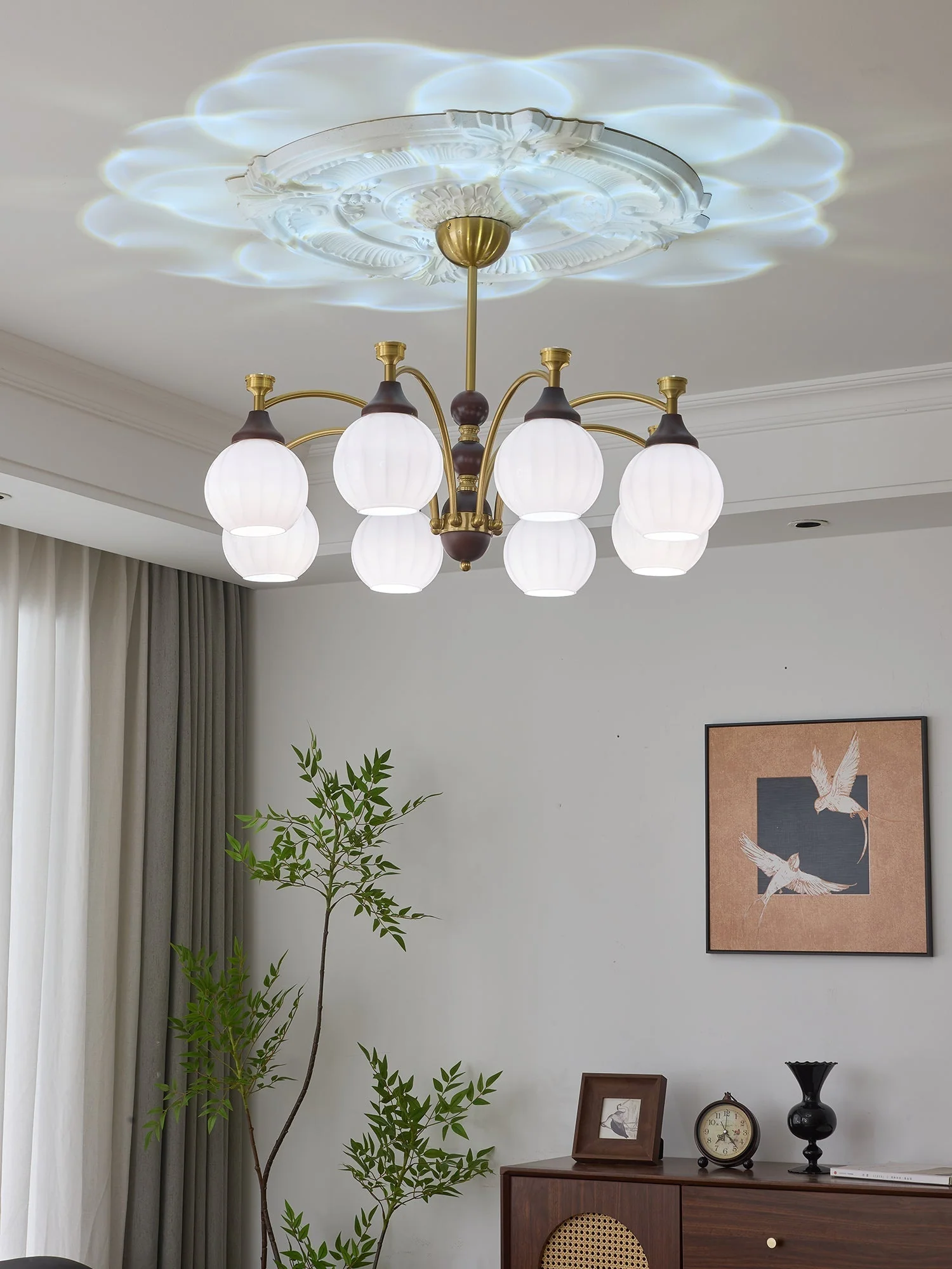 Illoros Traditional Elegance Wood Chandelier - Image 14