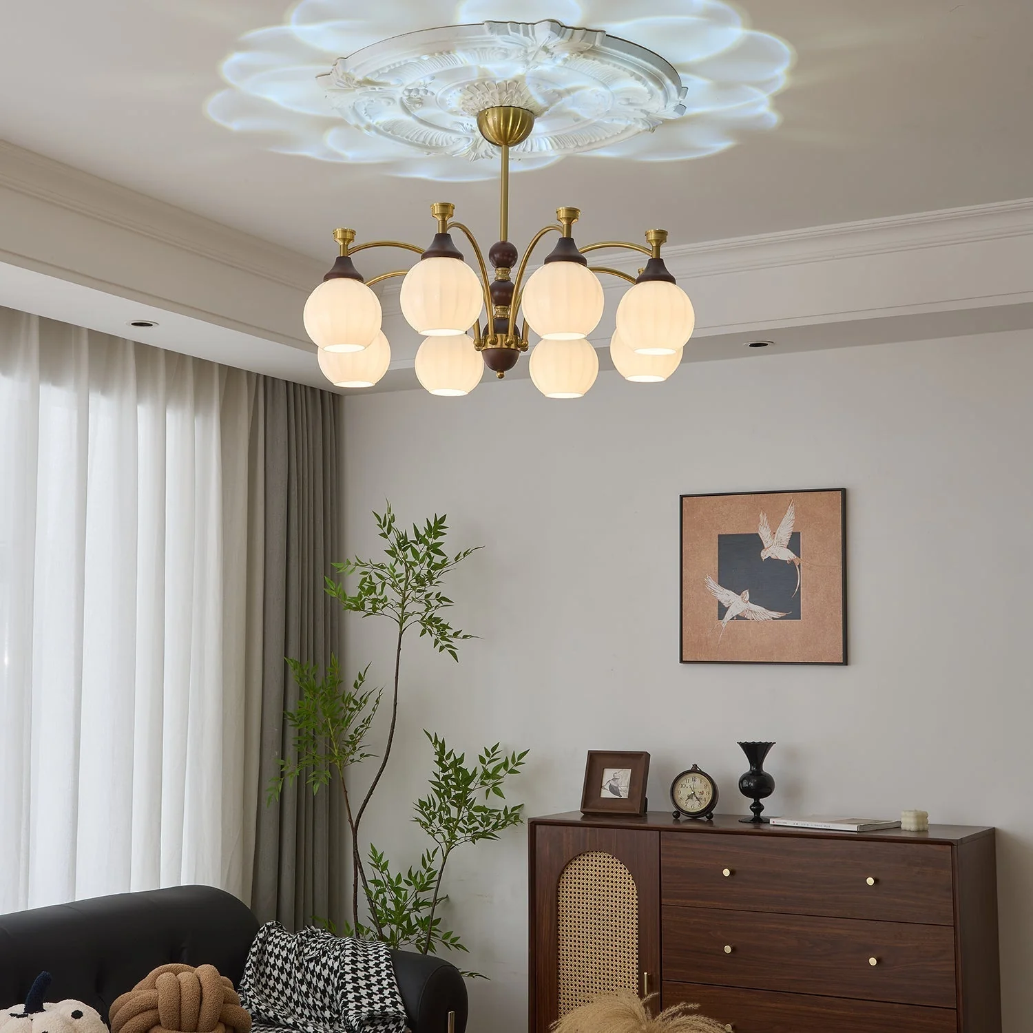 Illoros Traditional Elegance Wood Chandelier - Image 15