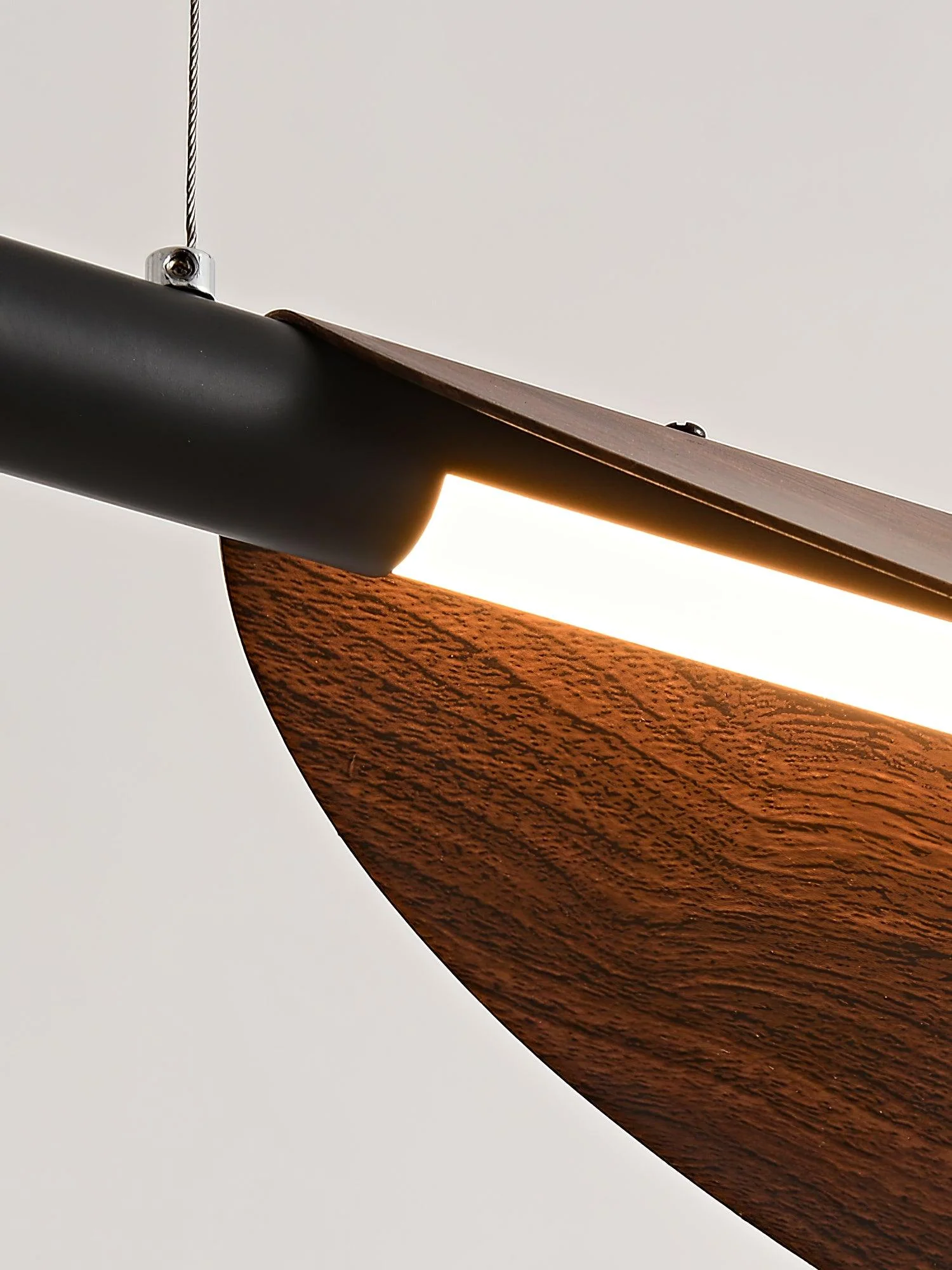Ilthael Modern Minimalist Pendant Lamp - Image 7