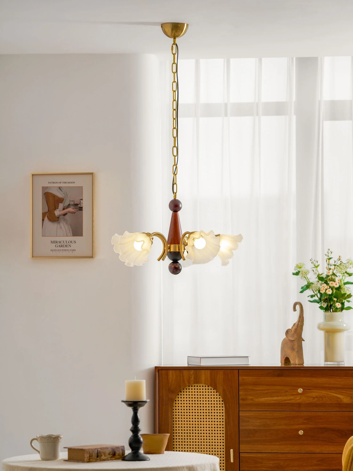 Ilvinan Traditional Elegance Wood Glass Chandelier - Image 17