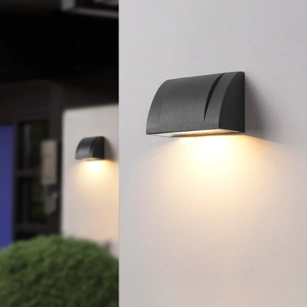 Irvng Modern Minimalist Outdoor Wall Light - Image 4