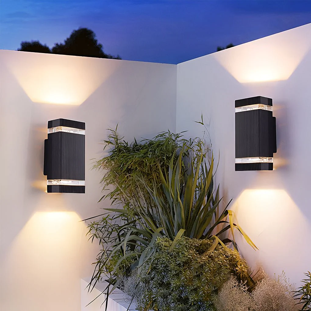Ives Vintage LED Outdoor Sconce Wall Lamp - Image 4