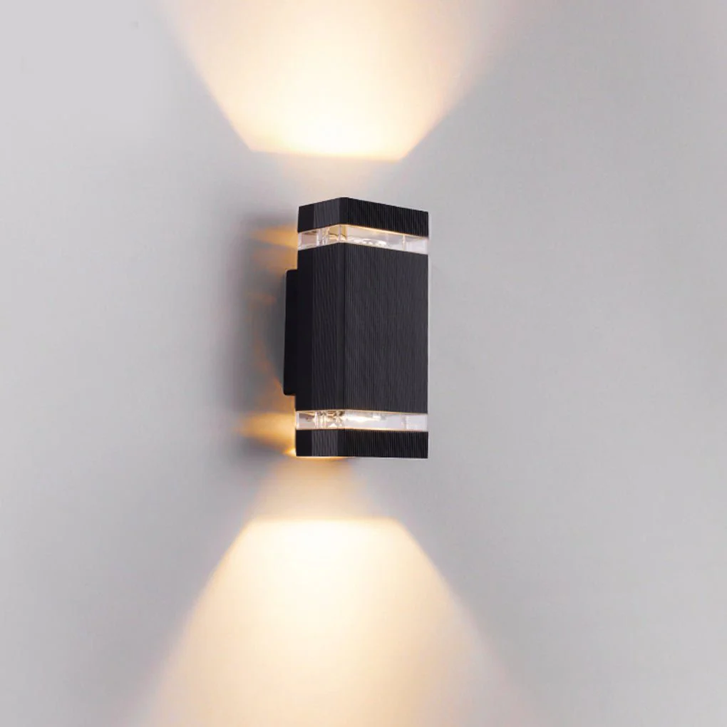 Ives Vintage LED Outdoor Sconce Wall Lamp - Image 5
