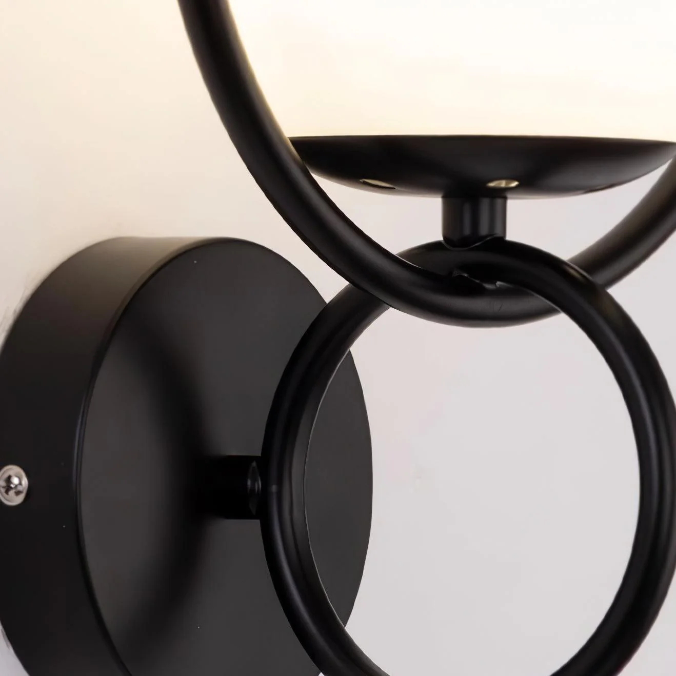Jaxon Minimalist Wall Lamp - Image 30