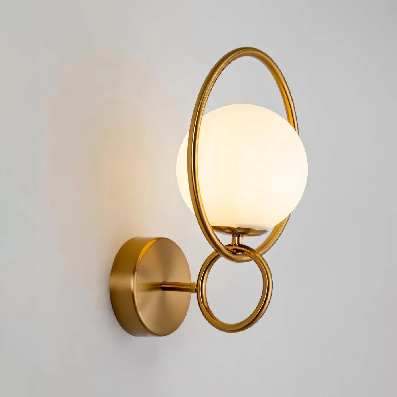 Jaxon Minimalist Wall Lamp - Image 5