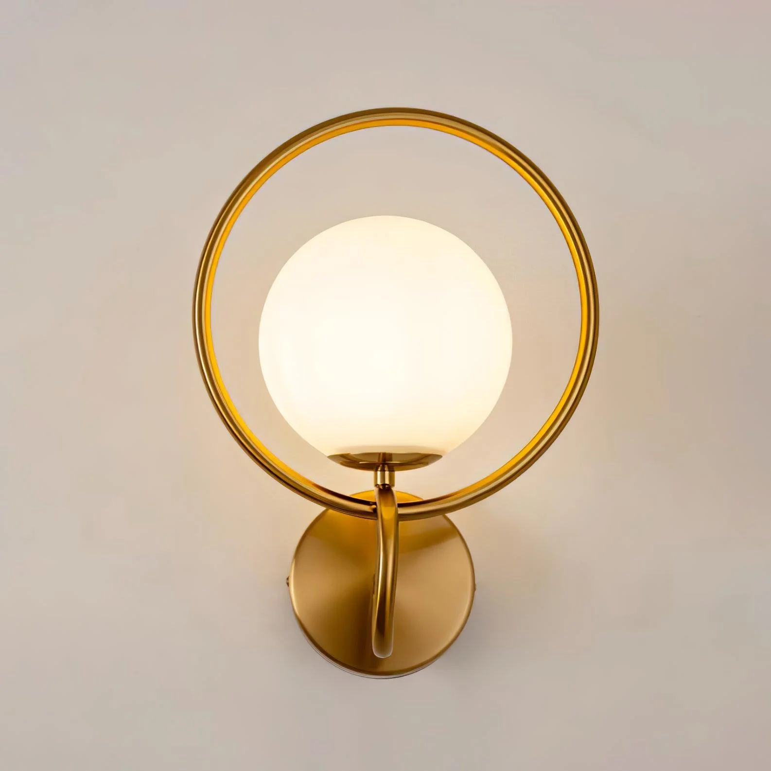 Jaxon Minimalist Wall Lamp - Image 7