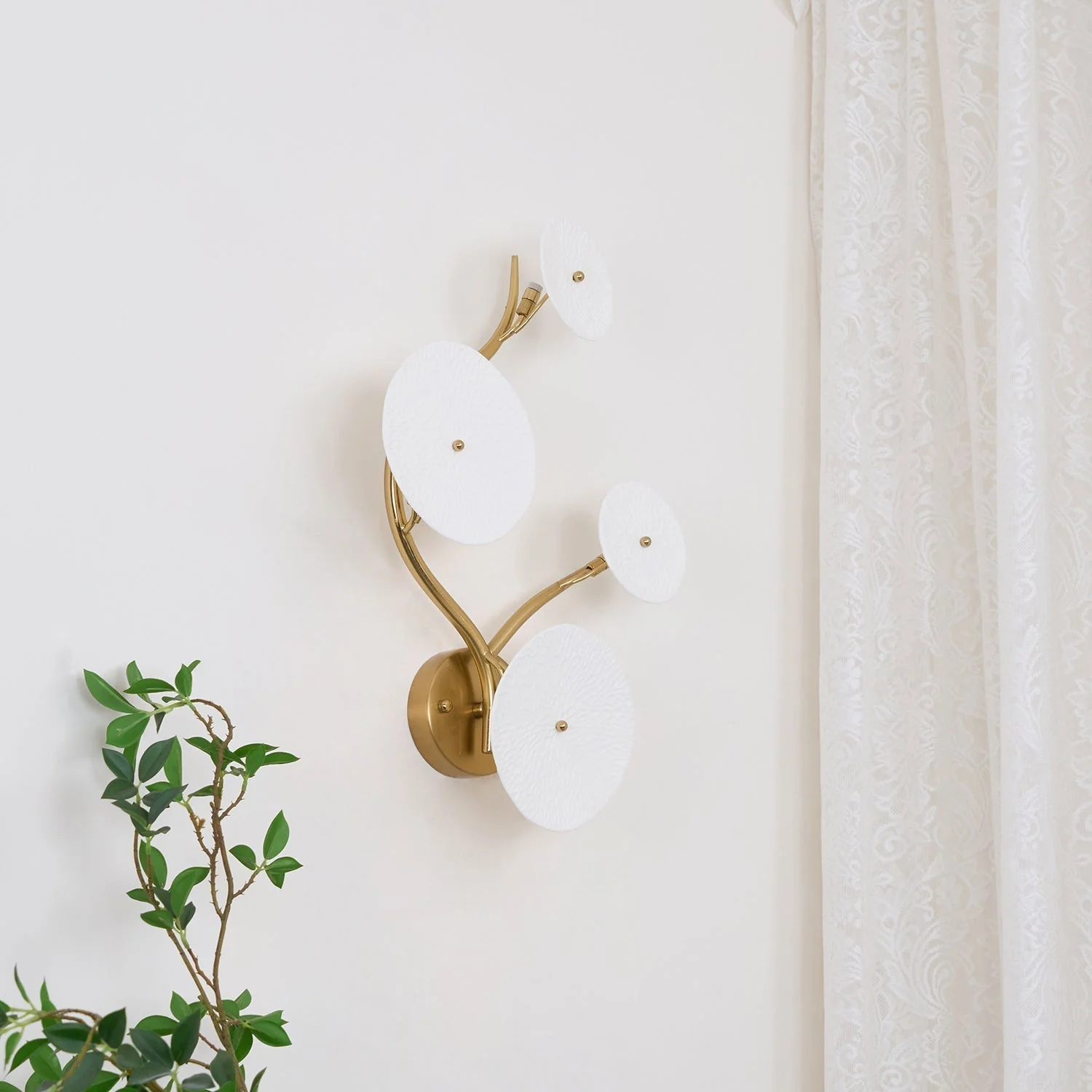Jesse Elegance Nordic Art Petal Wall Lamp - Image 11