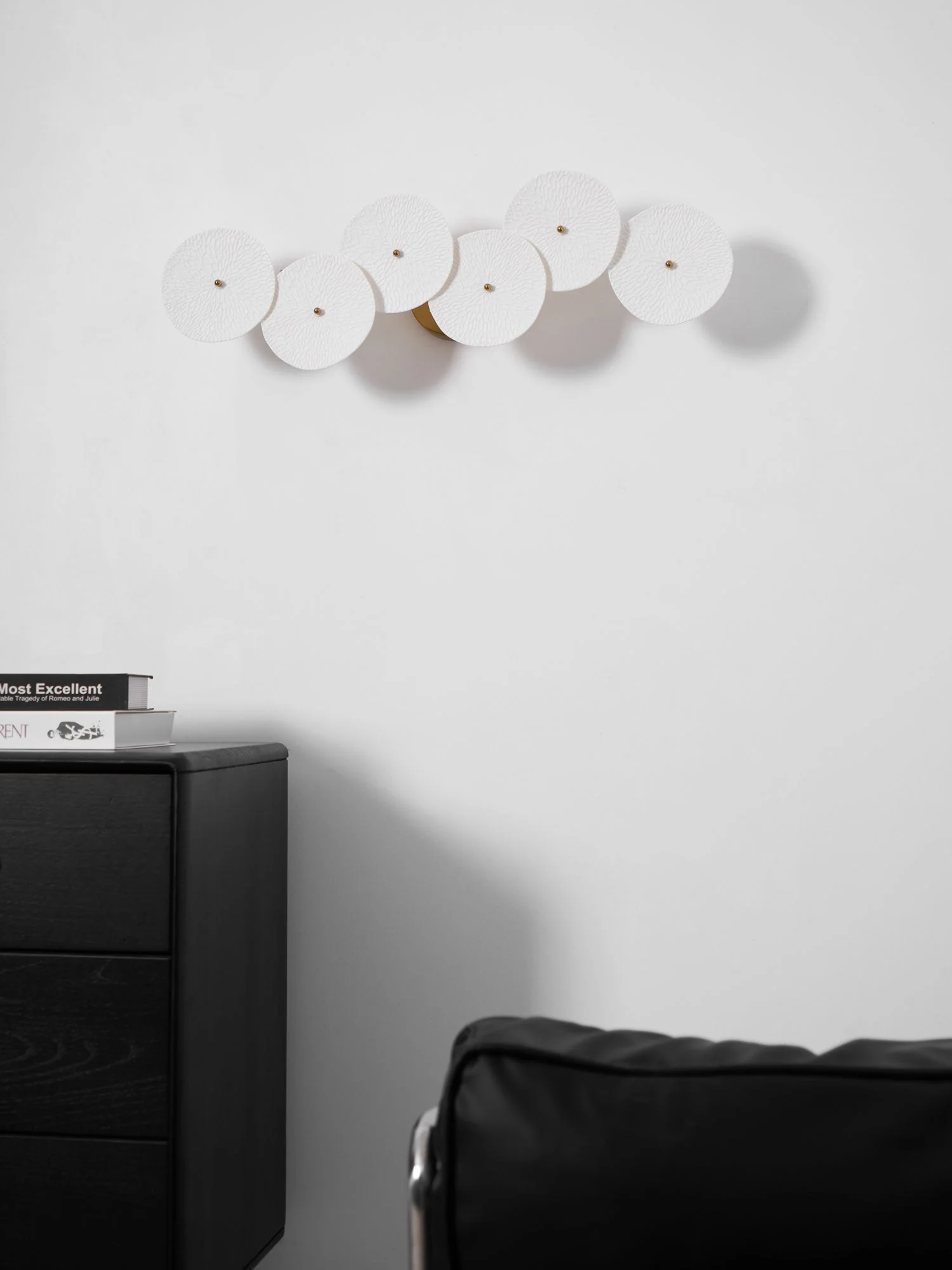 Jesse Elegance Nordic Art Petal Wall Lamp - Image 39