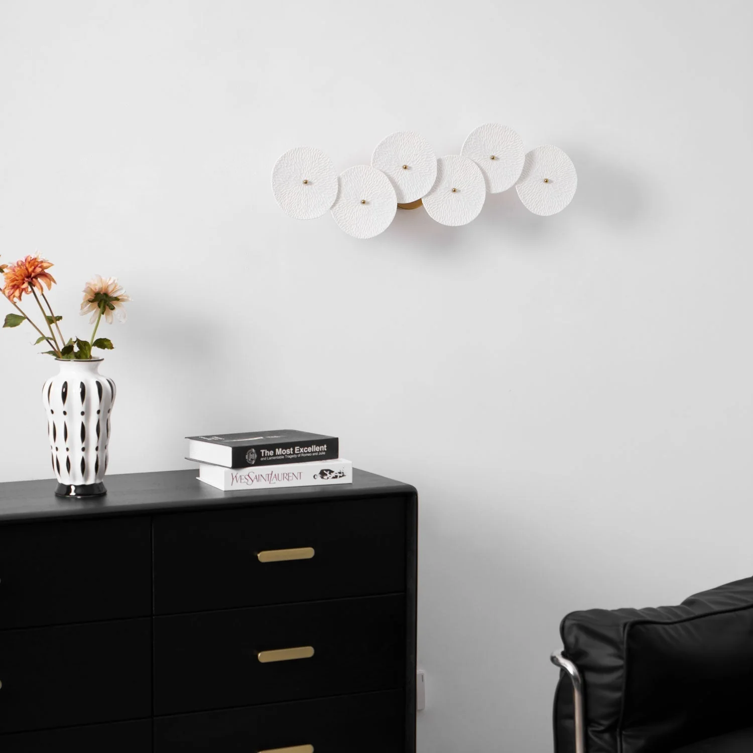Jesse Elegance Nordic Art Petal Wall Lamp - Image 43