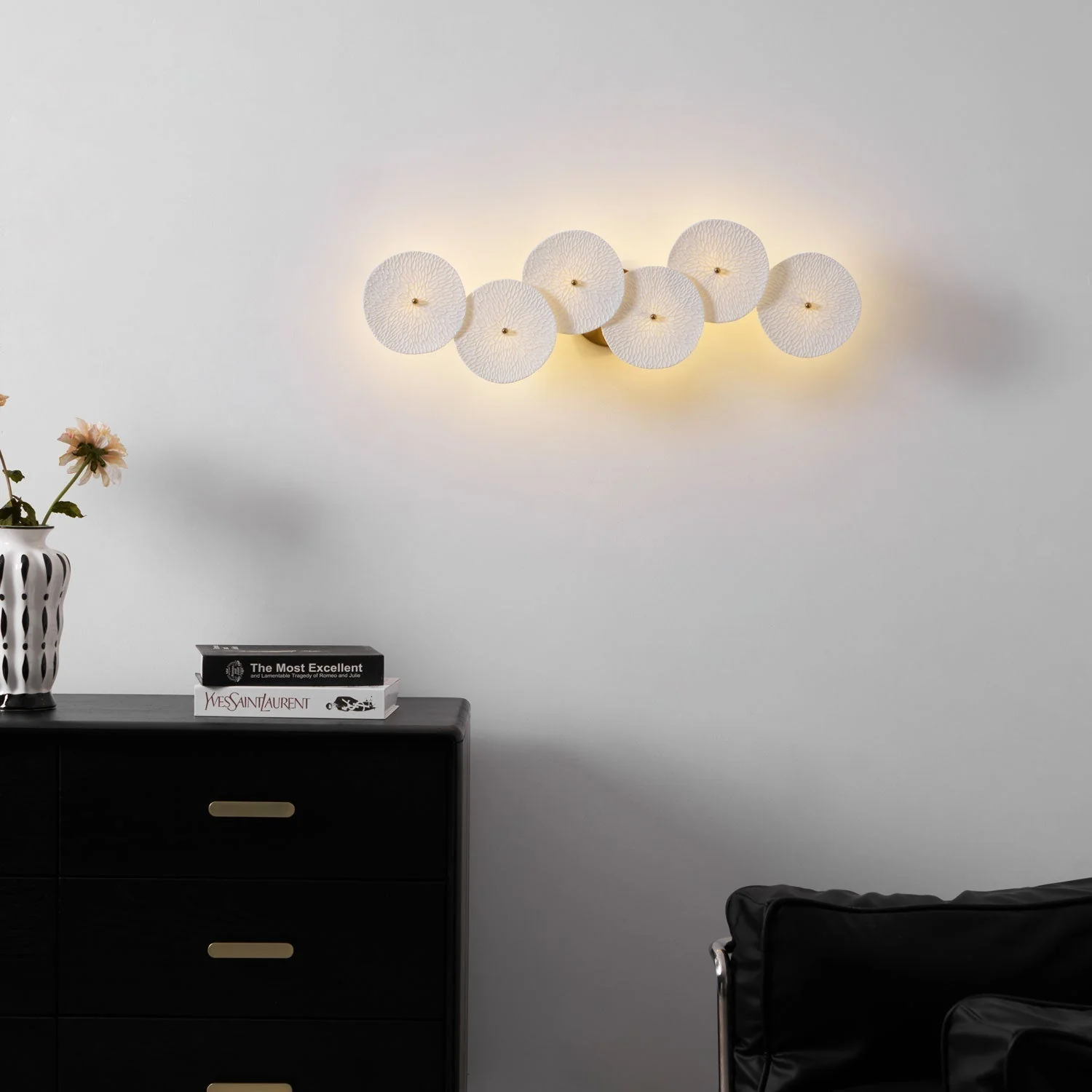 Jesse Elegance Nordic Art Petal Wall Lamp - Image 44