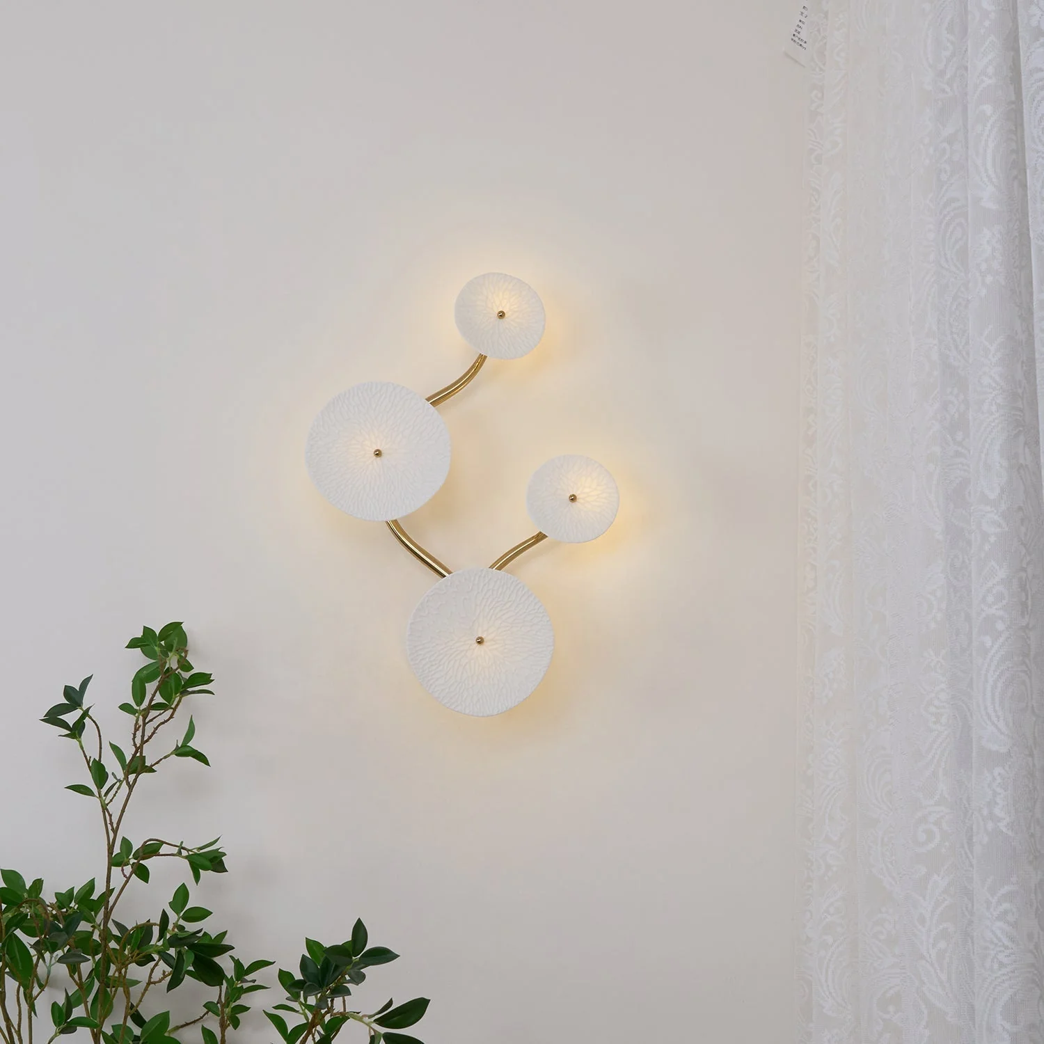 Jesse Elegance Nordic Art Petal Wall Lamp - Image 52