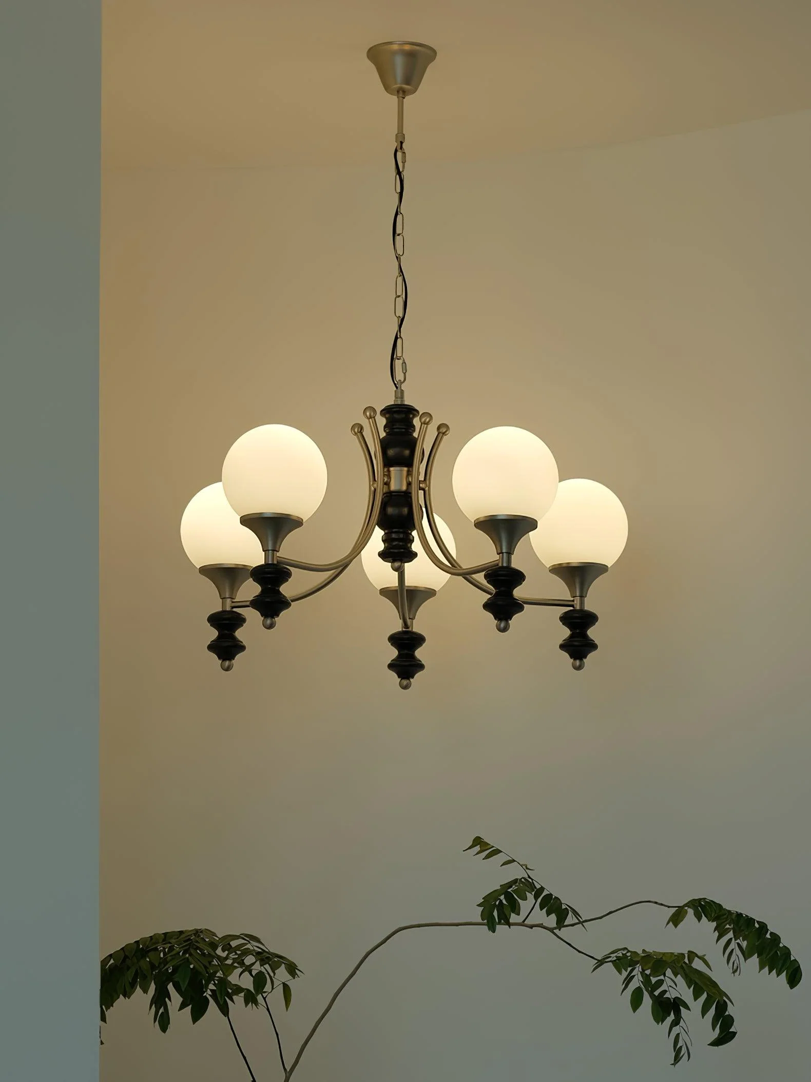 Kai Luxury Chandelier - Image 2