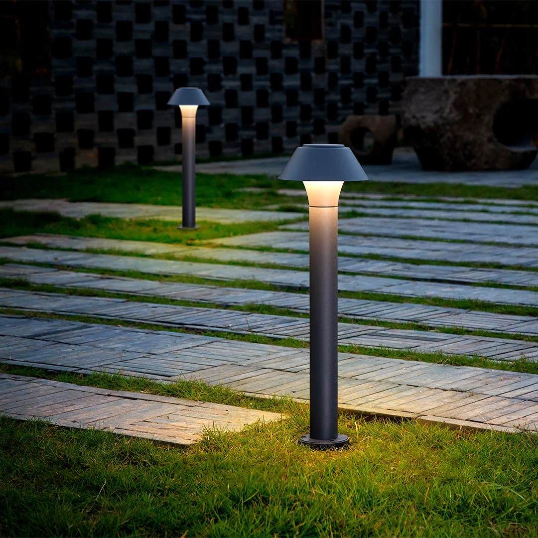 Kar LED Residential Minimalist Outdoor Bollard Lights