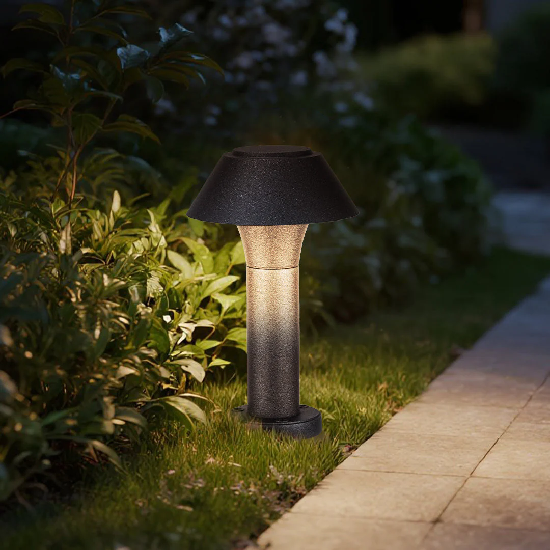 Kar LED Residential Minimalist Outdoor Bollard Lights - Image 4