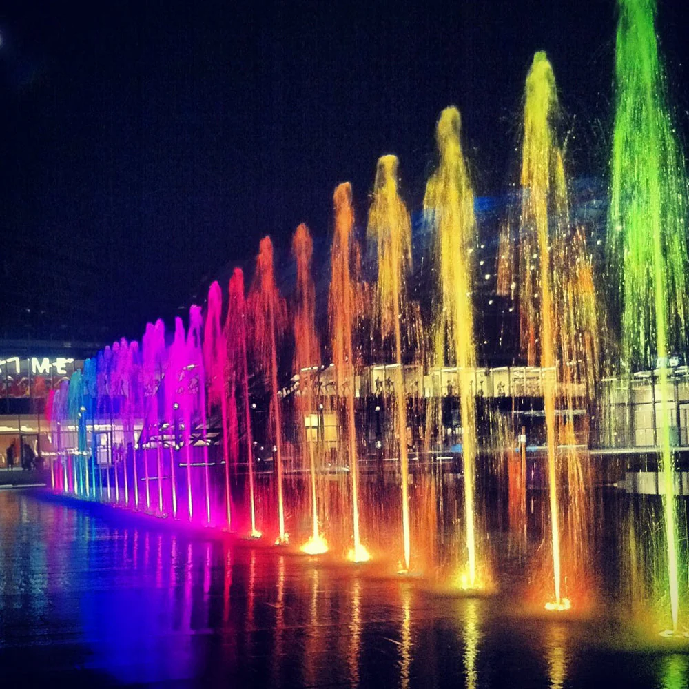 Kare LED Fountain Waterproof Outdoor Light - Image 9