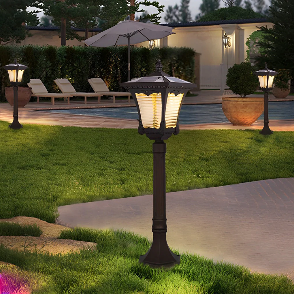 Kayy Ornate Vintage Elegant Outdoor Lawn Lamp