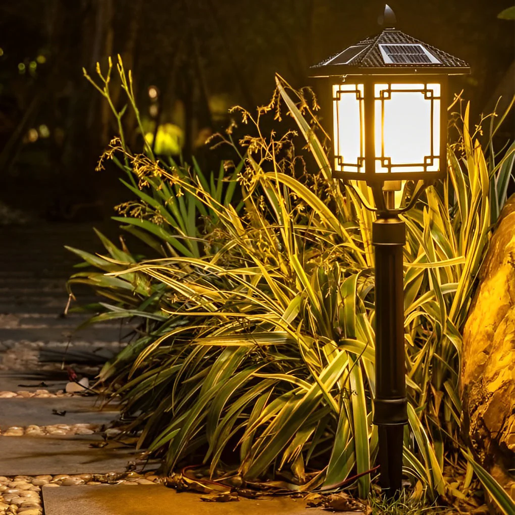 Leahn Ancient House Style LED Outdoor Post Lamp