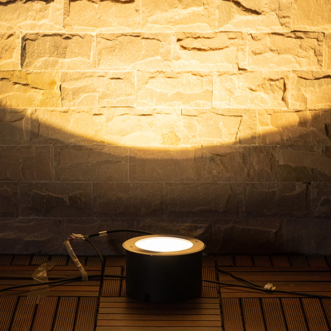 LED Minimalist Style Outdoor Wall Light - Image 5