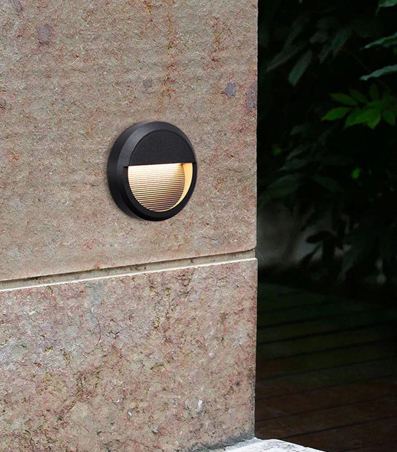 Lester Geometric LED Minimalist Outdoor Step Lights - Image 8