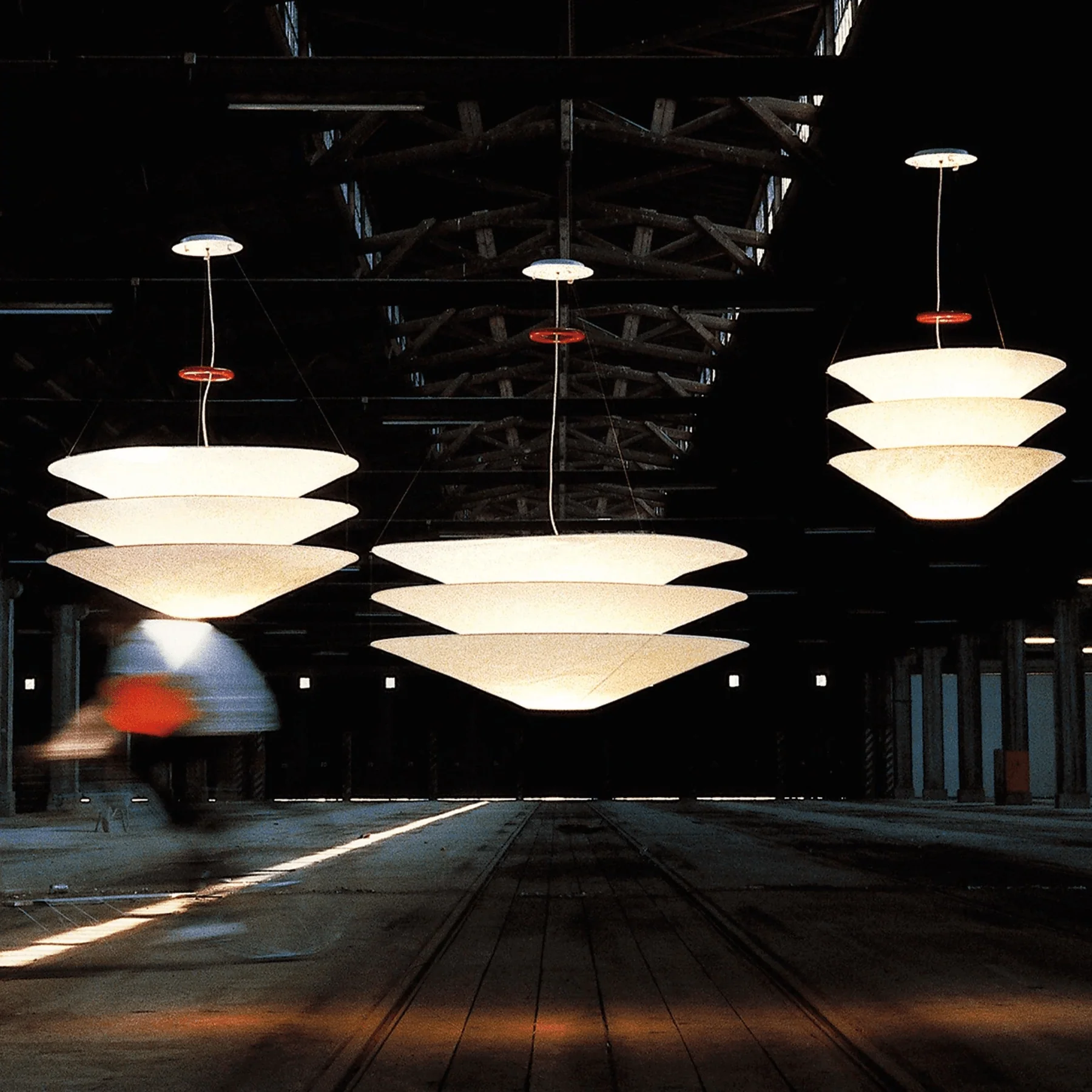 Liam Modern Pendant Lamp - Image 12