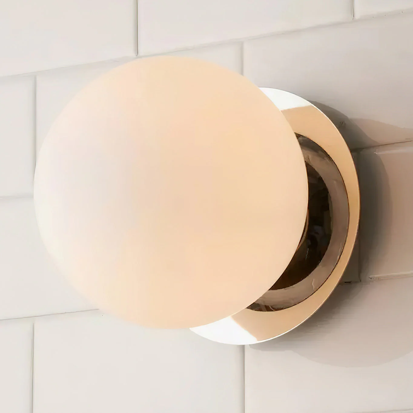 Liila Modern Glass Wall Light - Image 11