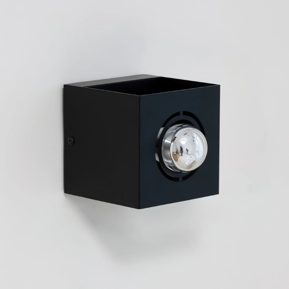 Linby Modern Wall Light - Image 11