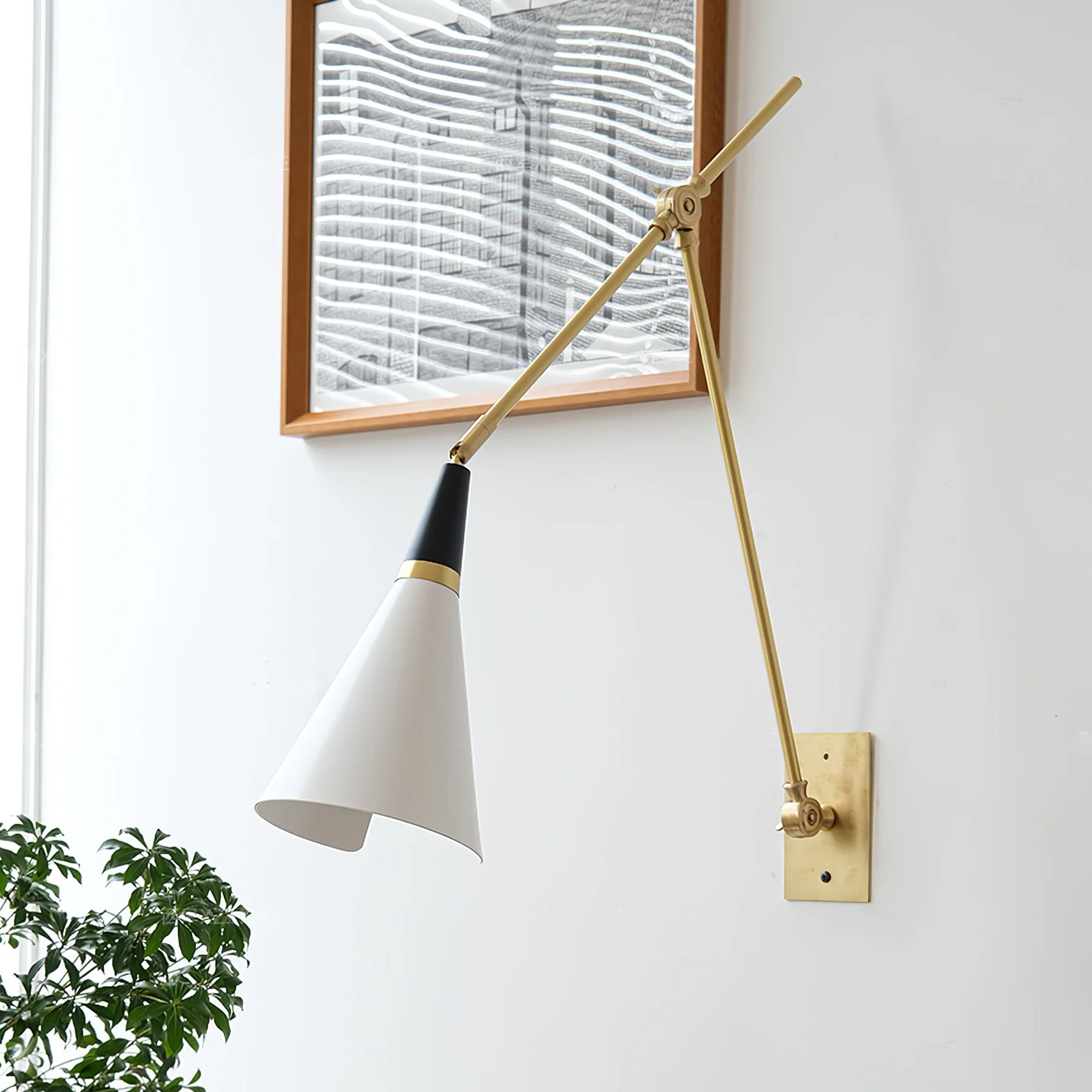 Lindsay Vintage Industrial Glass Wall Lamp - Image 2