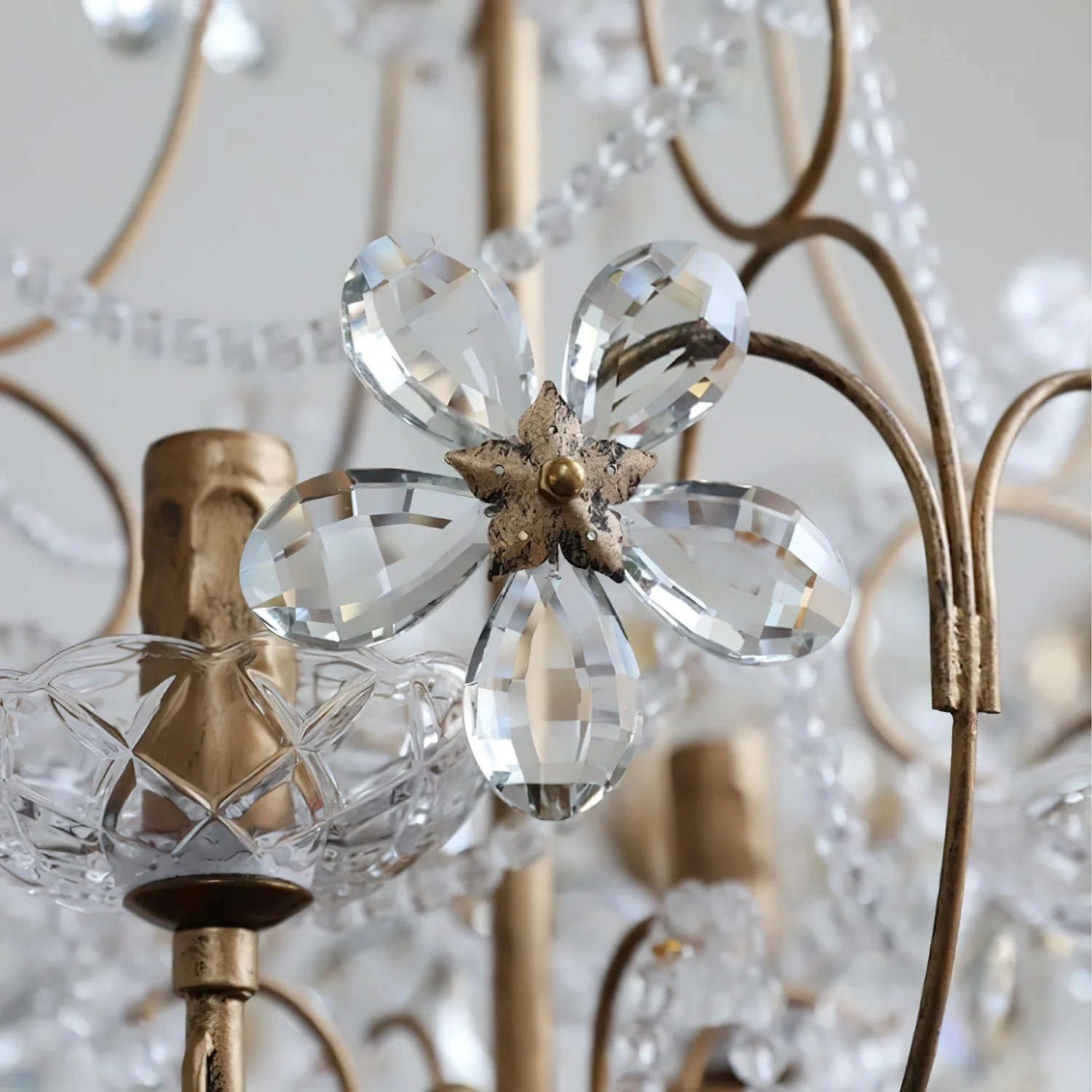 Losico Contemporary Glass Chandelier - Image 14