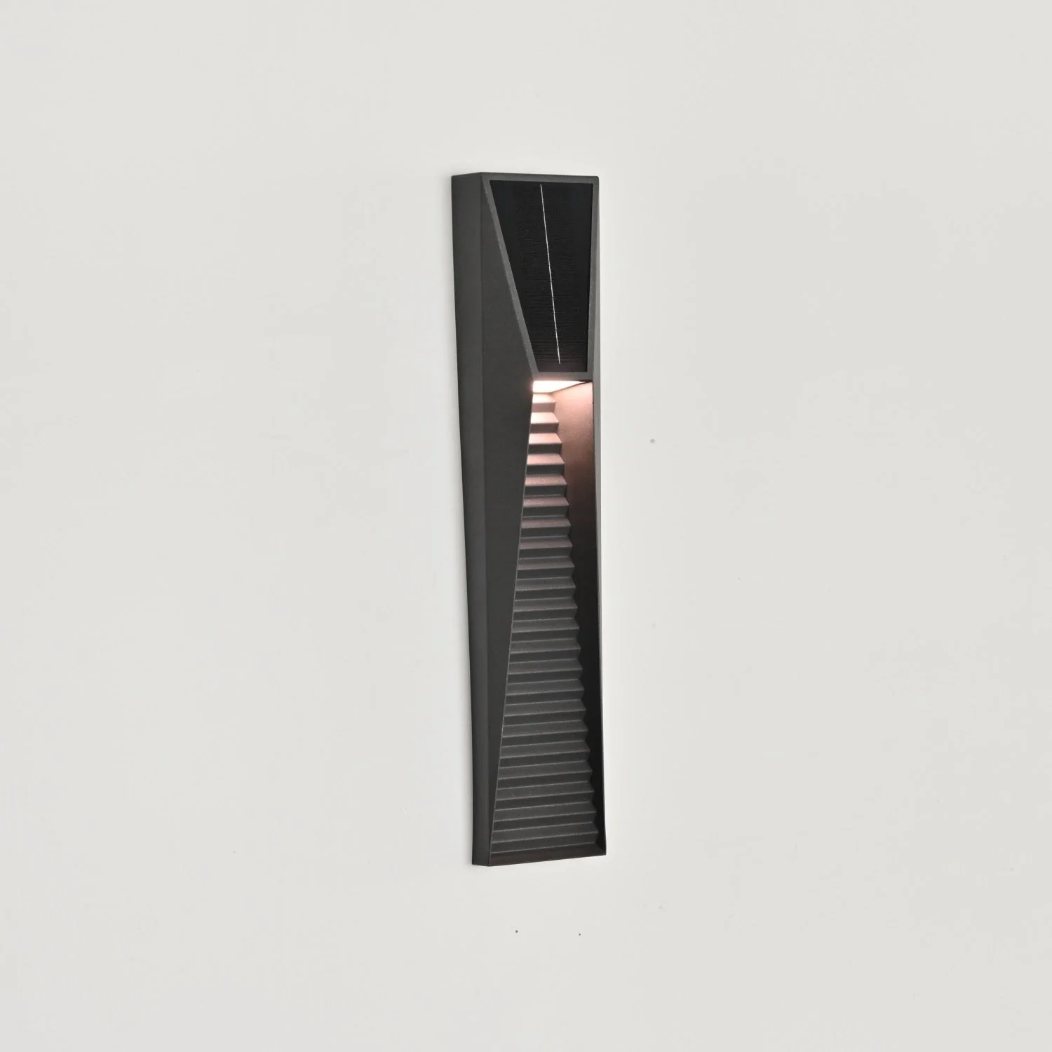 Luca Minimalist Outdoor Light - Image 14