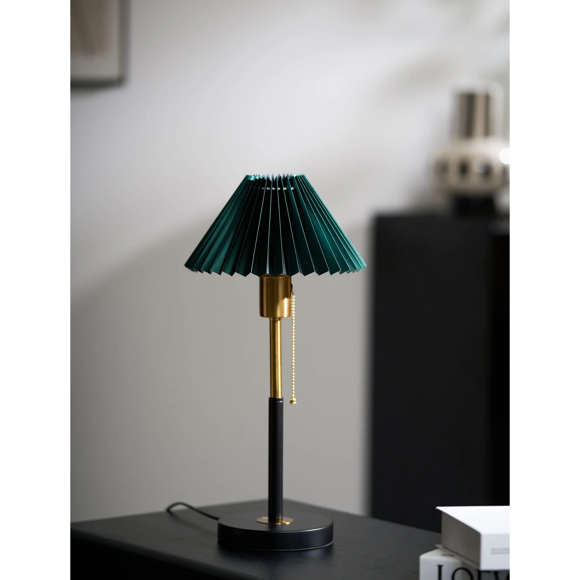 Lumi Modern Fabric Table Lamp - Image 8