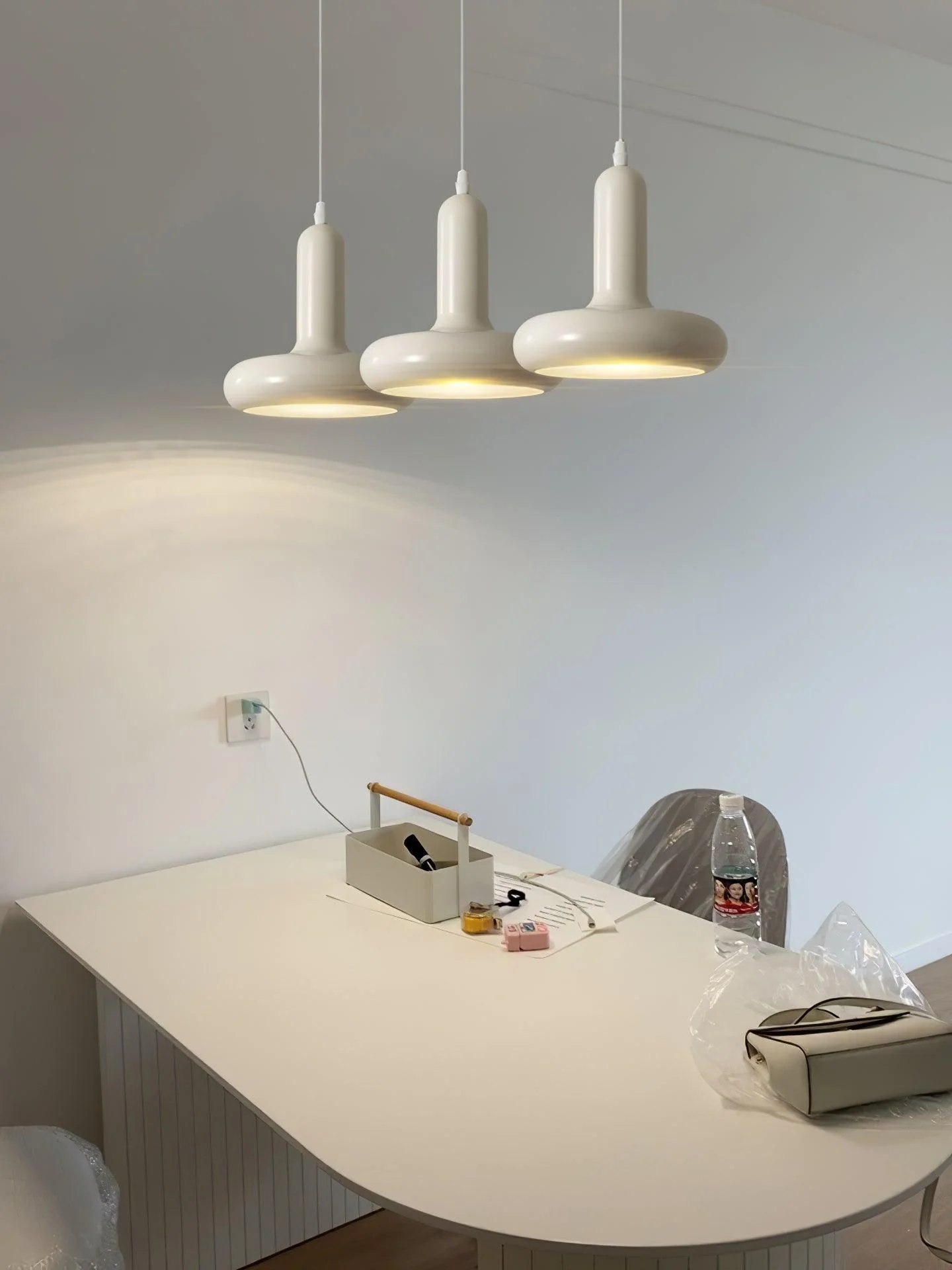 Lunaren Cozy Classic Pendant Light - Image 18