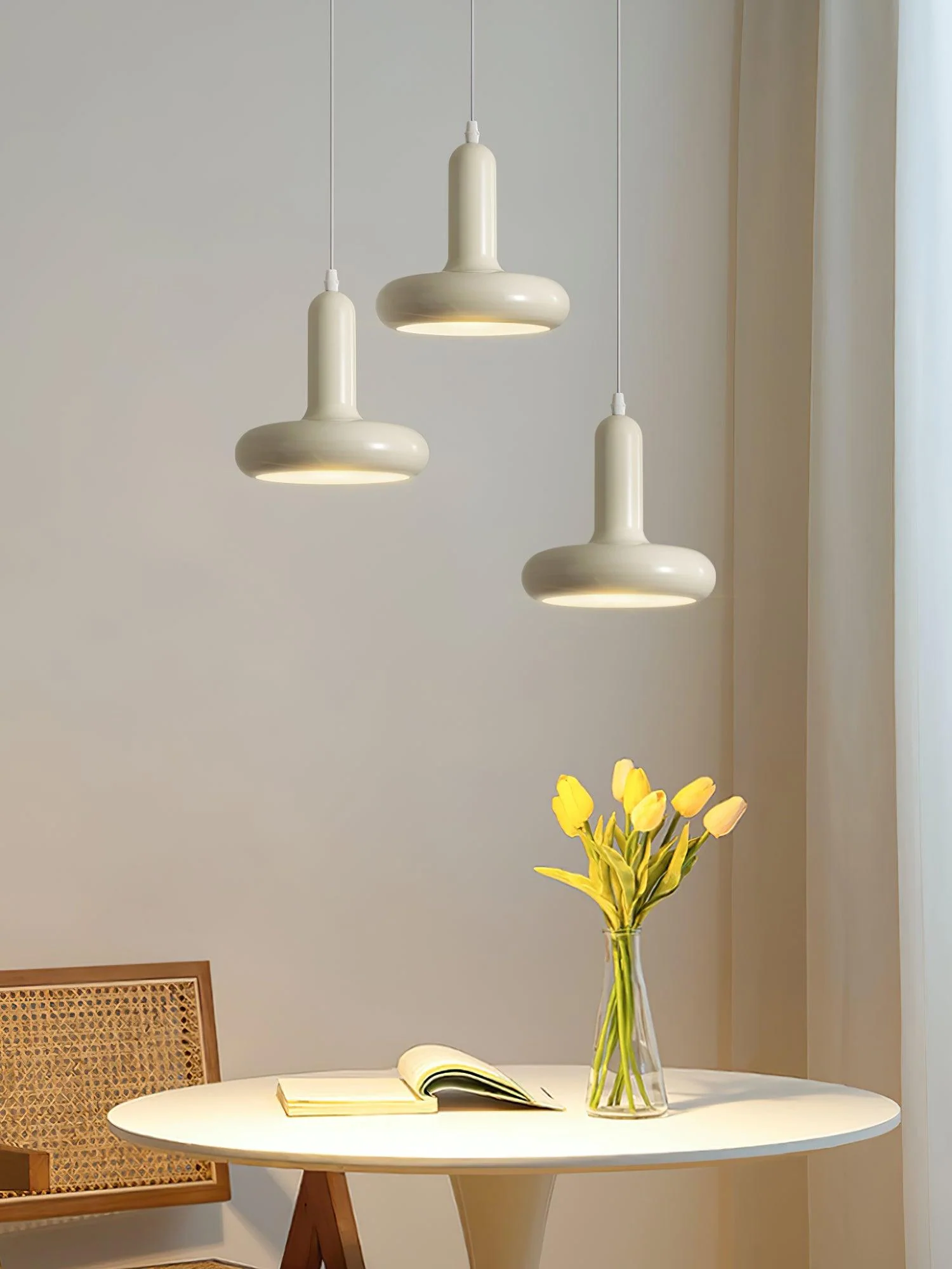 Lunaren Cozy Classic Pendant Light - Image 21