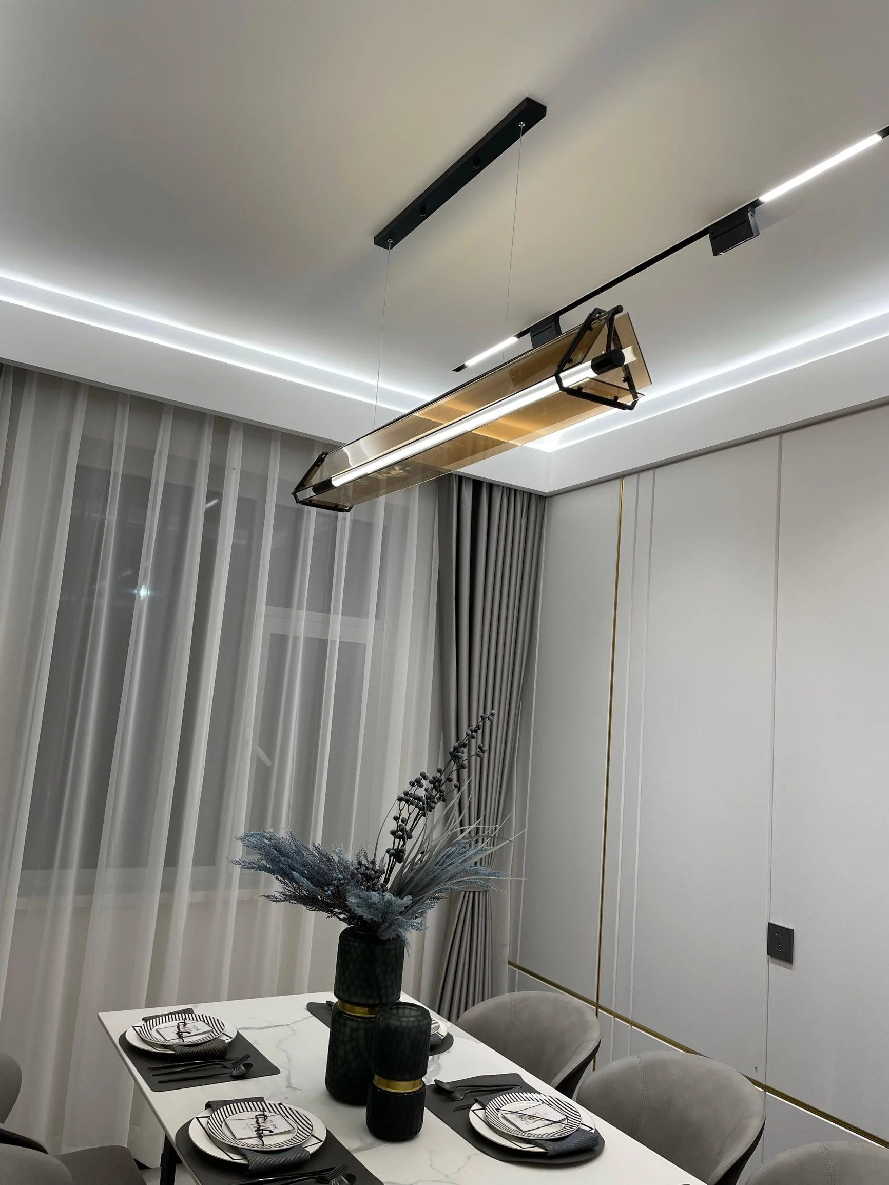 Lunaris Glass Minimalistic Pendant Light - Image 2
