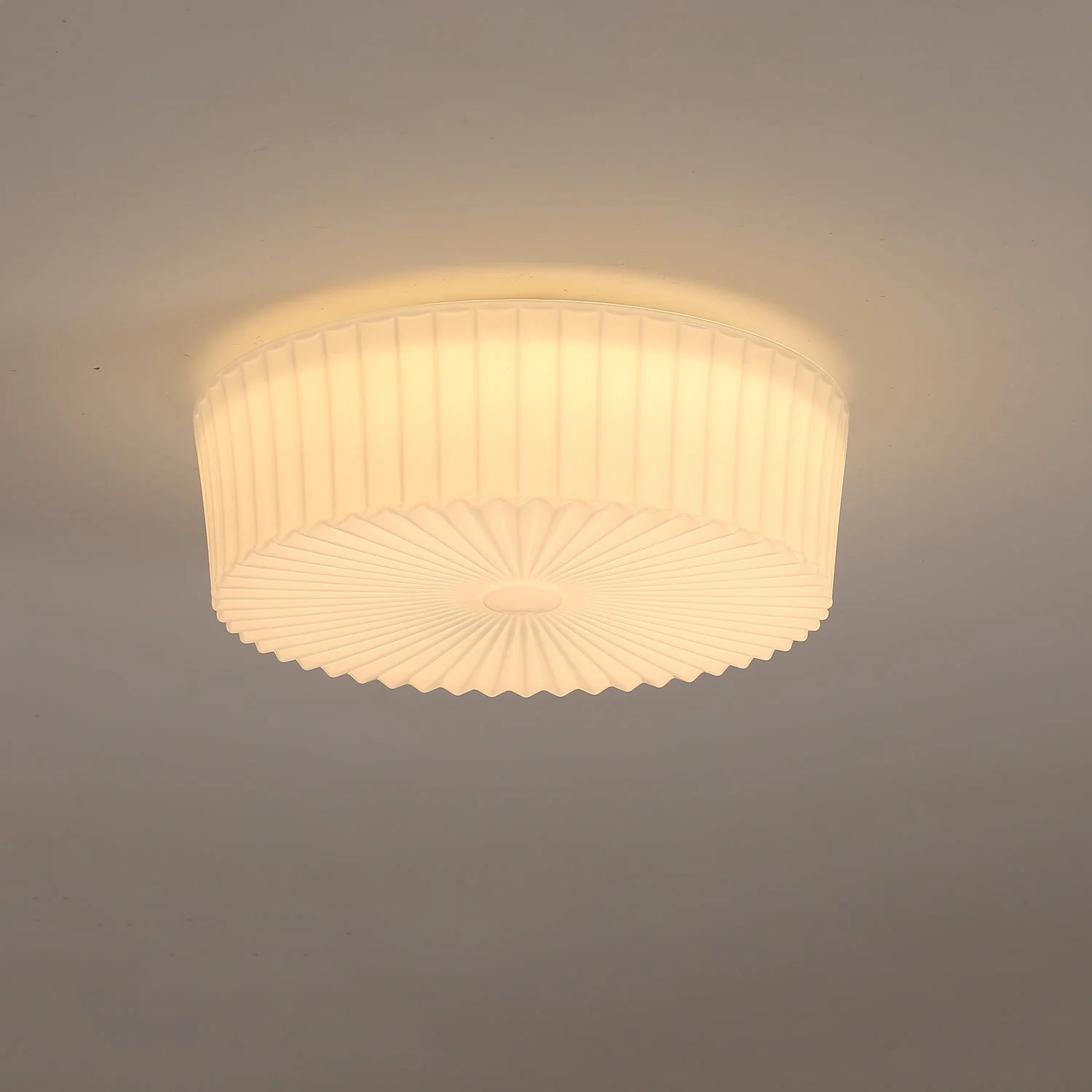 Lustra Ceiling Light Drum Glass Radiant - Image 14