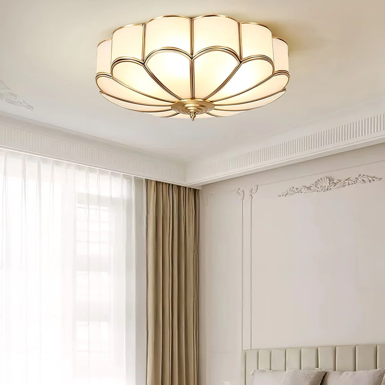 Lustra Ceiling Light Flower Shape Glass Brass - Image 16