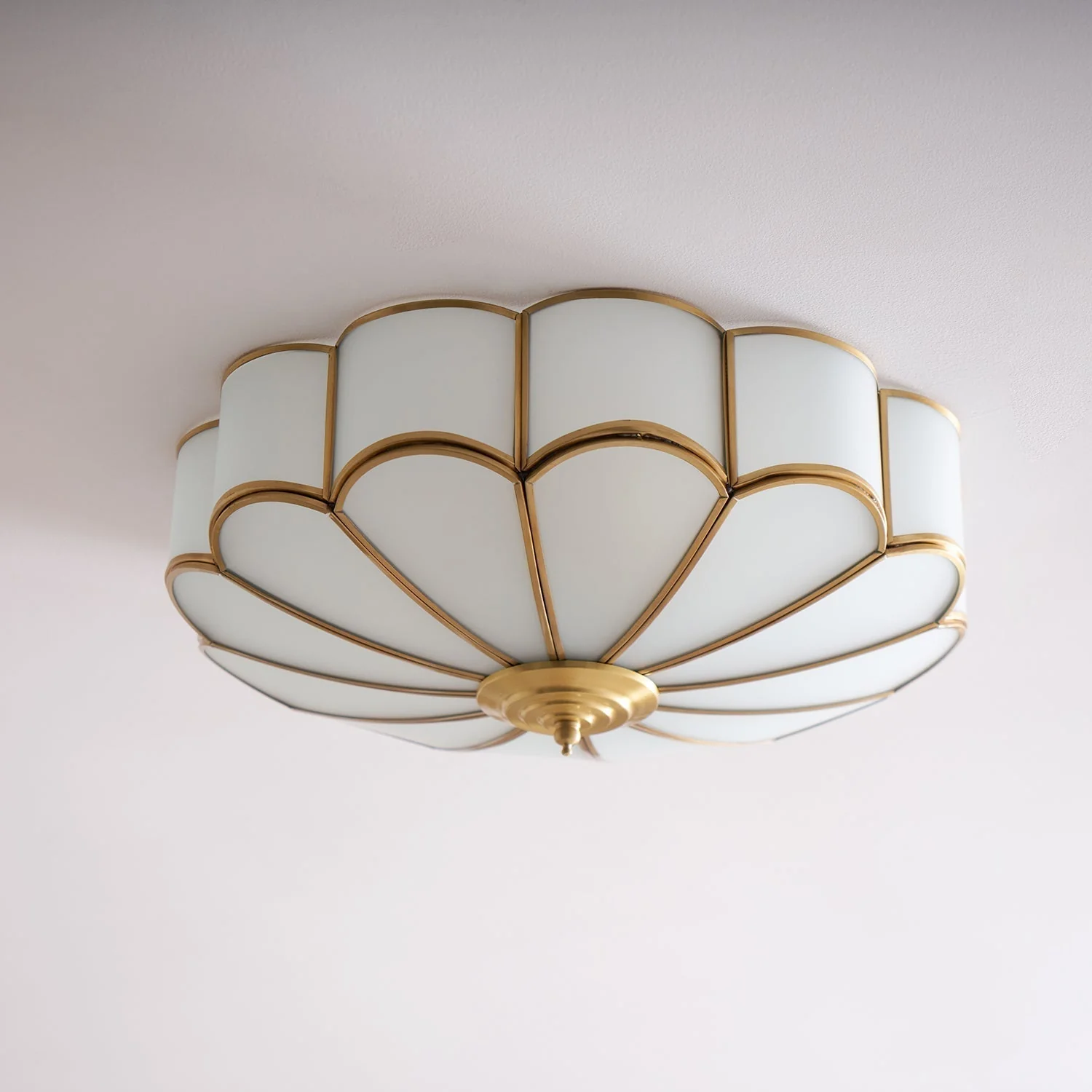 Lustra Ceiling Light Flower Shape Glass Brass - Image 36