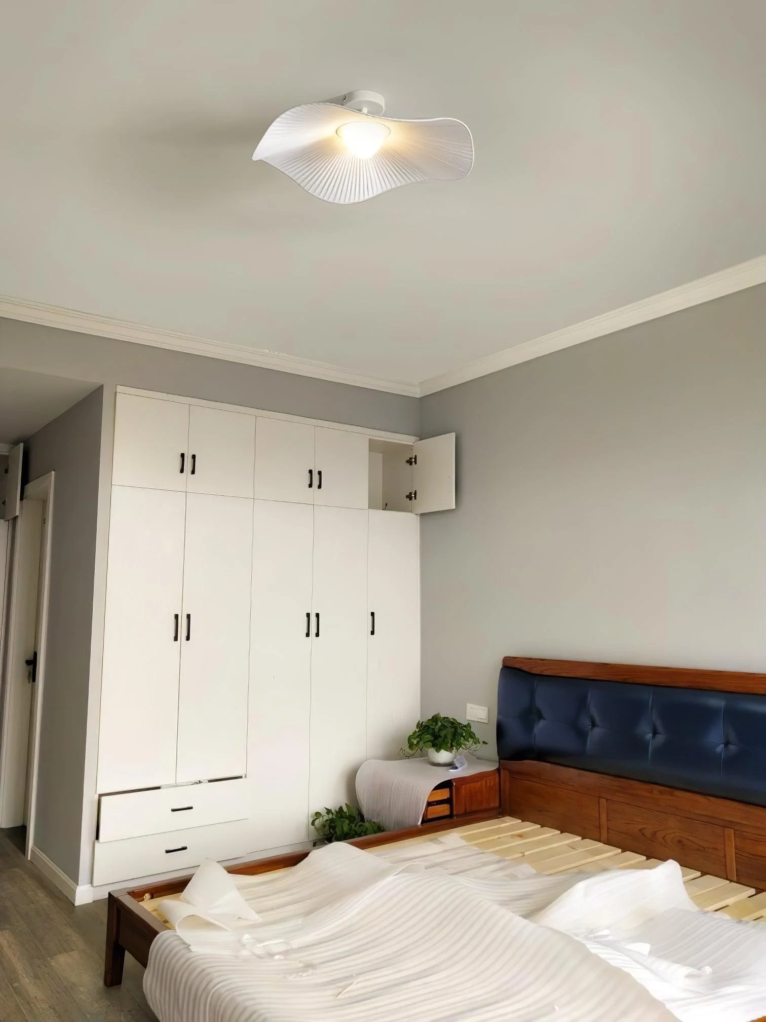 Lustra Ceiling Light for Cozy Living Room or Bedroom - Image 30