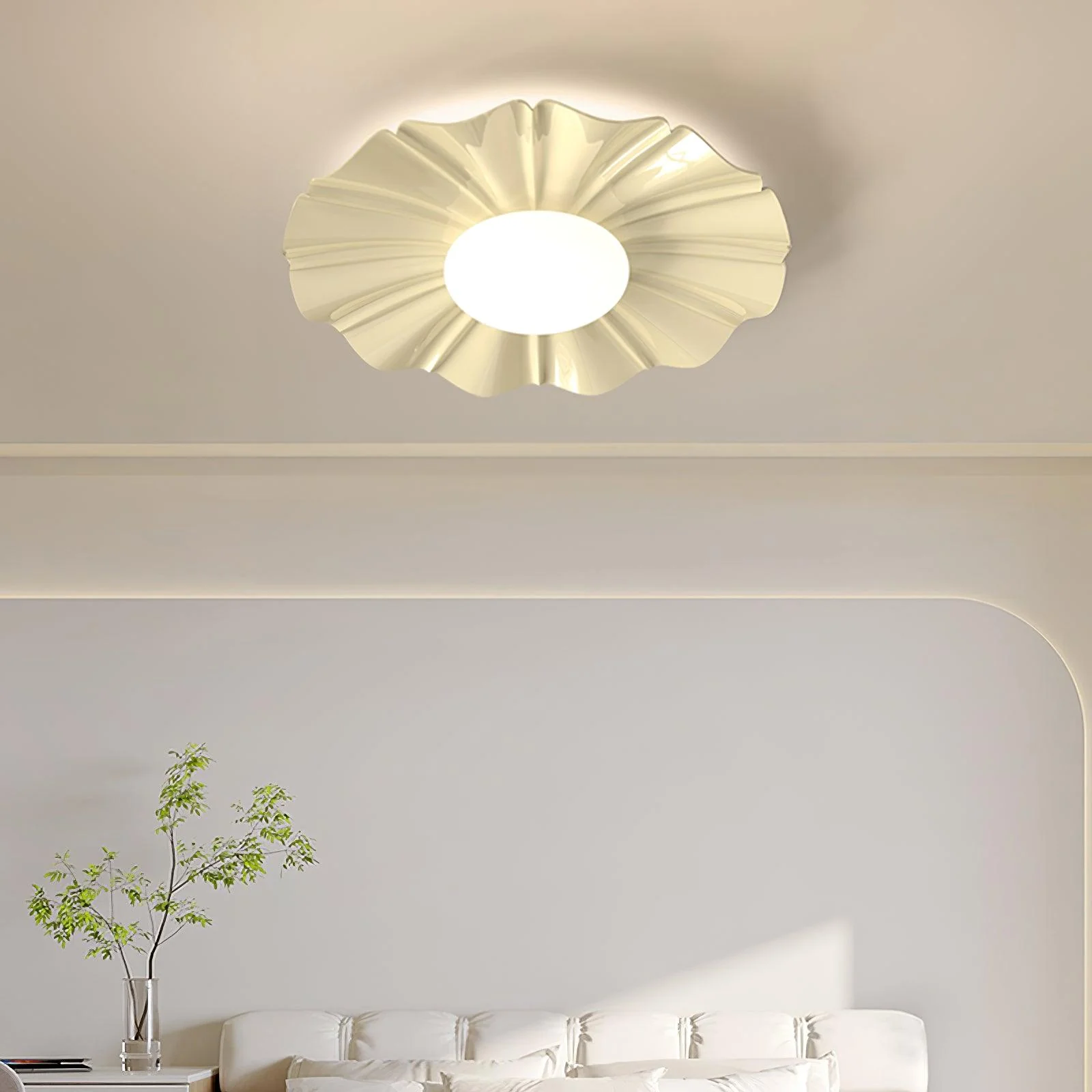 Lustra Ceiling Light Gold LED Scalloped for Bedroom - Image 11
