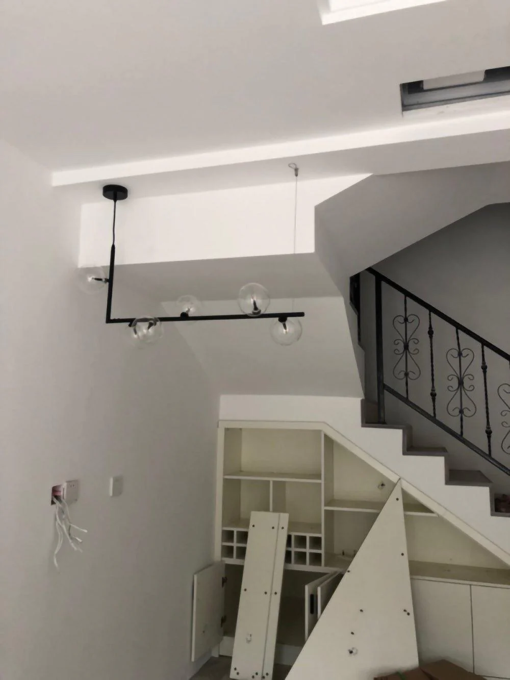 Lustra Chandelier Glass with Black Steel Linear - Image 31