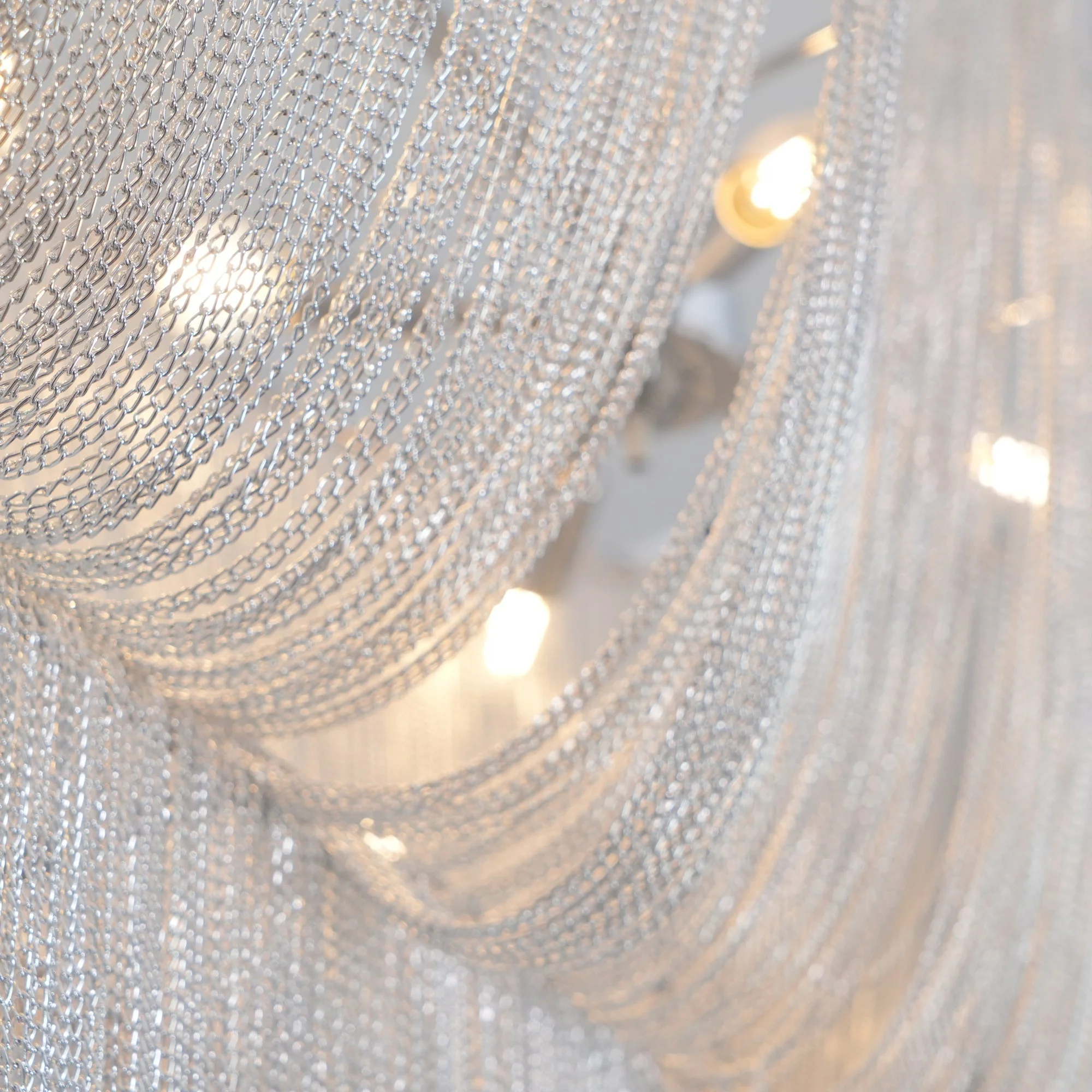 Lustra Chandelier Aluminum Chains Shimmering Nickel - Image 3