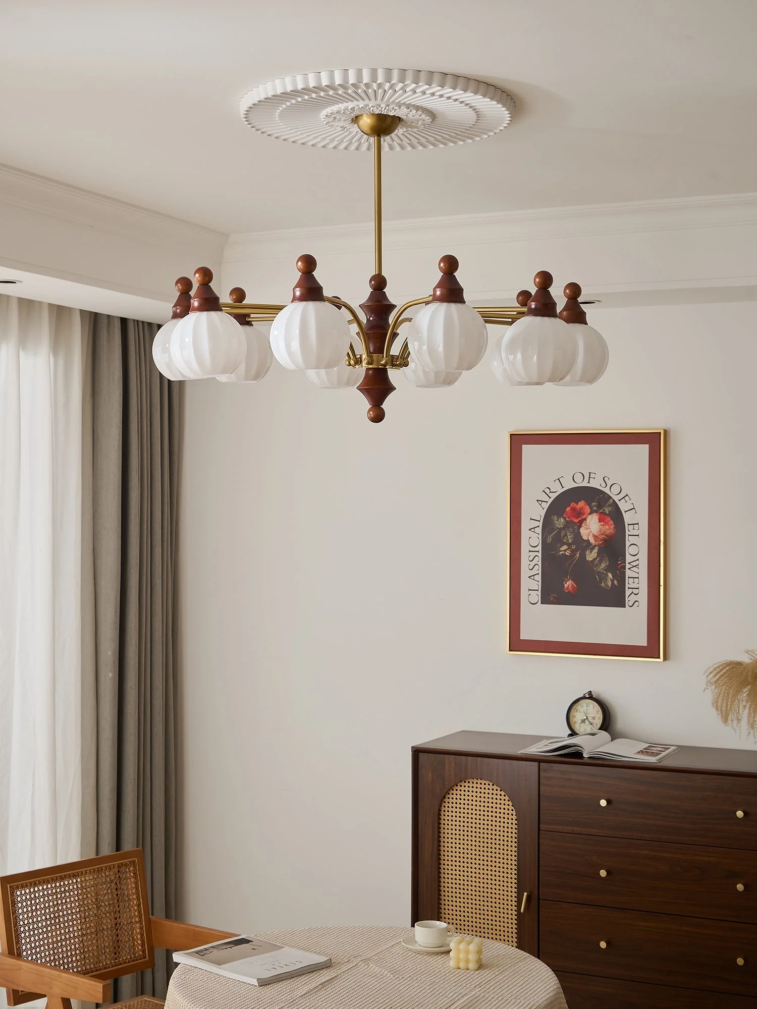 Lustra Chandelier Blossom with Glass Shades - Image 14