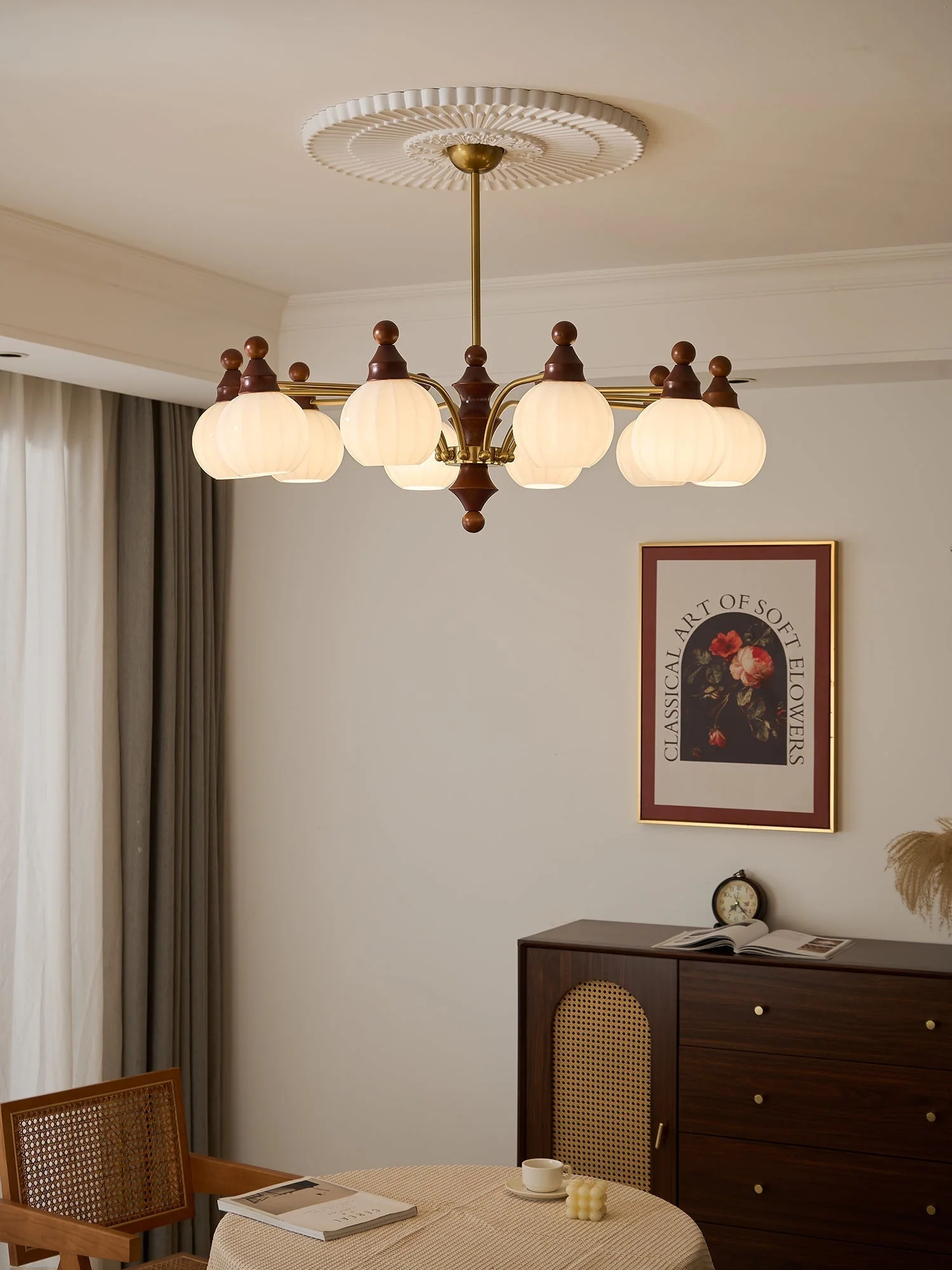 Lustra Chandelier Blossom with Glass Shades - Image 15